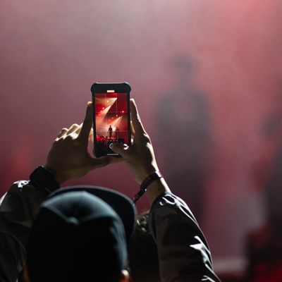 Social Media and Mental Health: What’s the Real Cost?