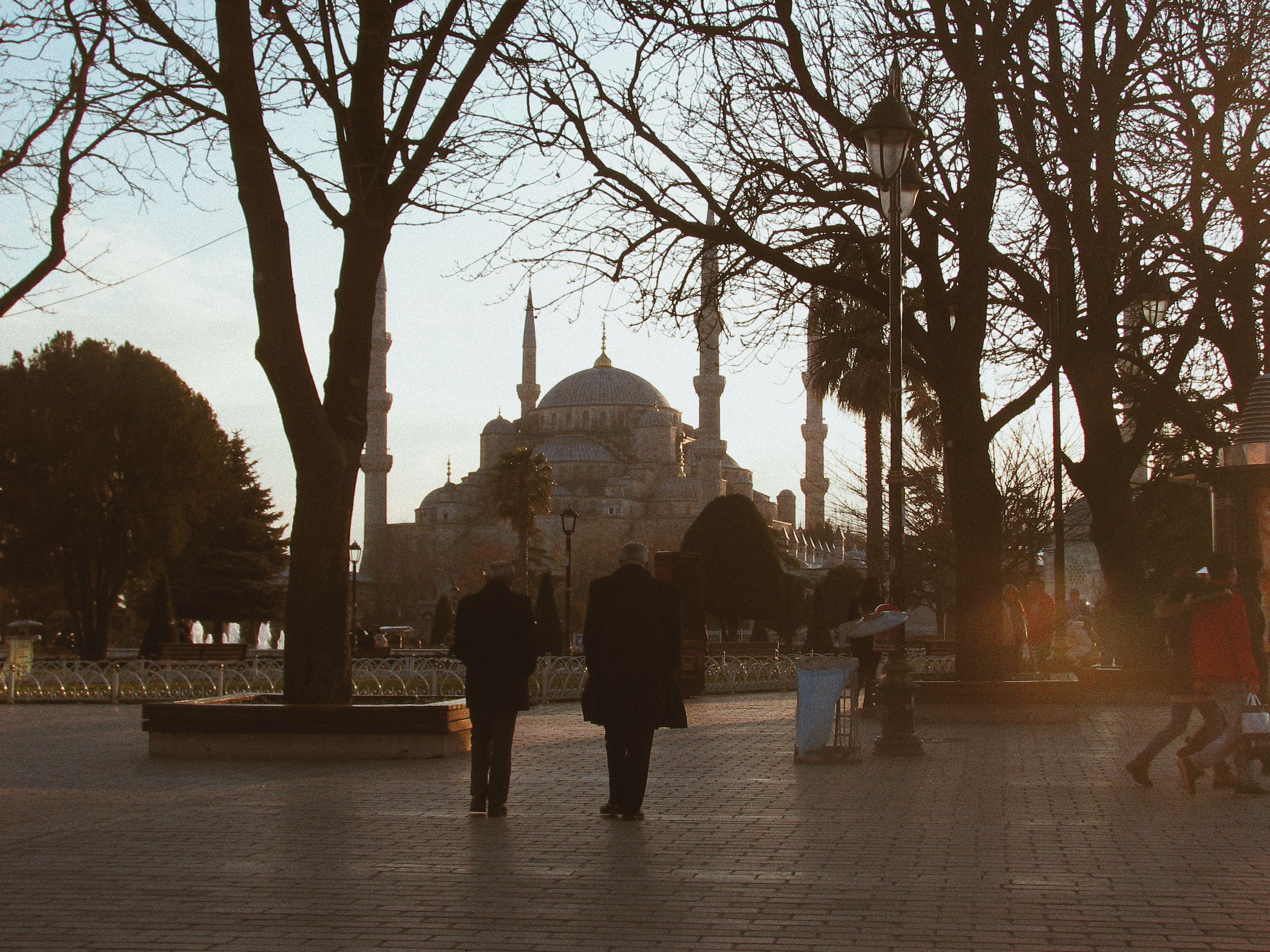 Sultan Ahmed Mosque at Sunset in Istanbul · Free Stock Photo