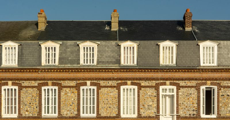 Combien coûte un couvreur (tarif horaire et petites réparations) ?