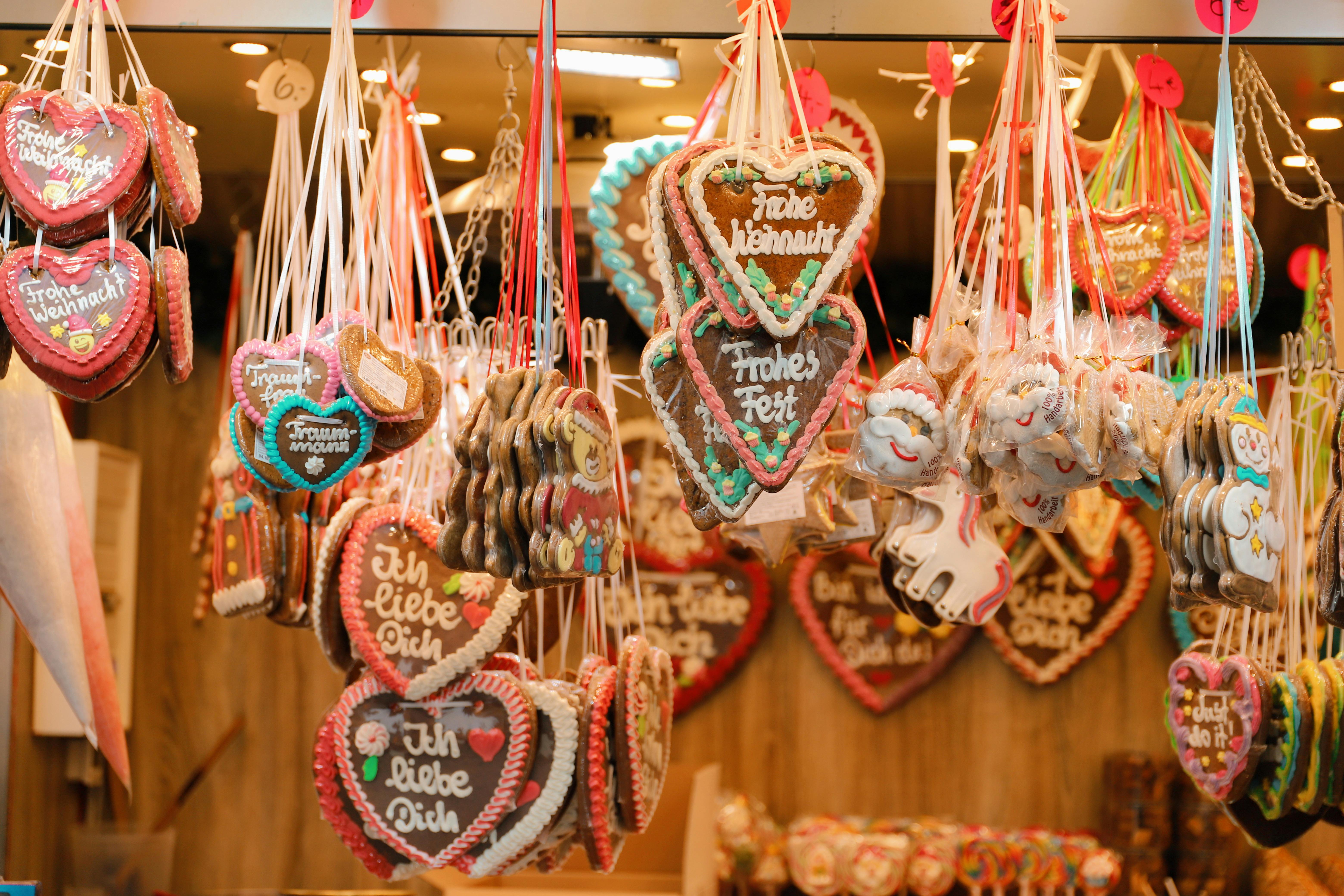 colorful gingerbread hearts at kassel christmas market