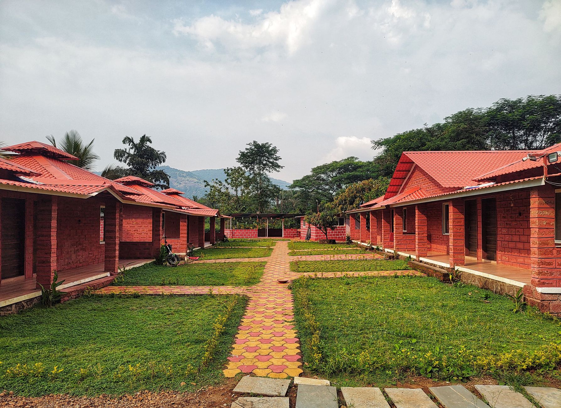 Hill View Resort in Coorg: What to Expect & Practical Visiting Guide