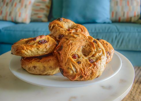 With Raisins Bagel