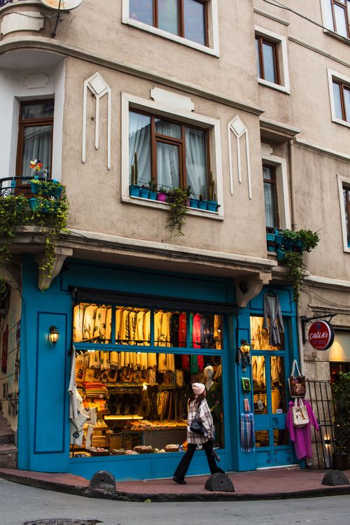 Turkish Shop Design Charming local shopfront in İstanbul, Türkiye · Free Stock Photo