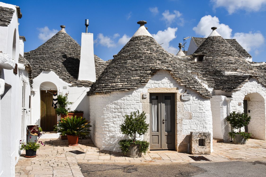 Apulia Home Traditional Trulli Houses in Apulia, Italy · Free Stock Photo