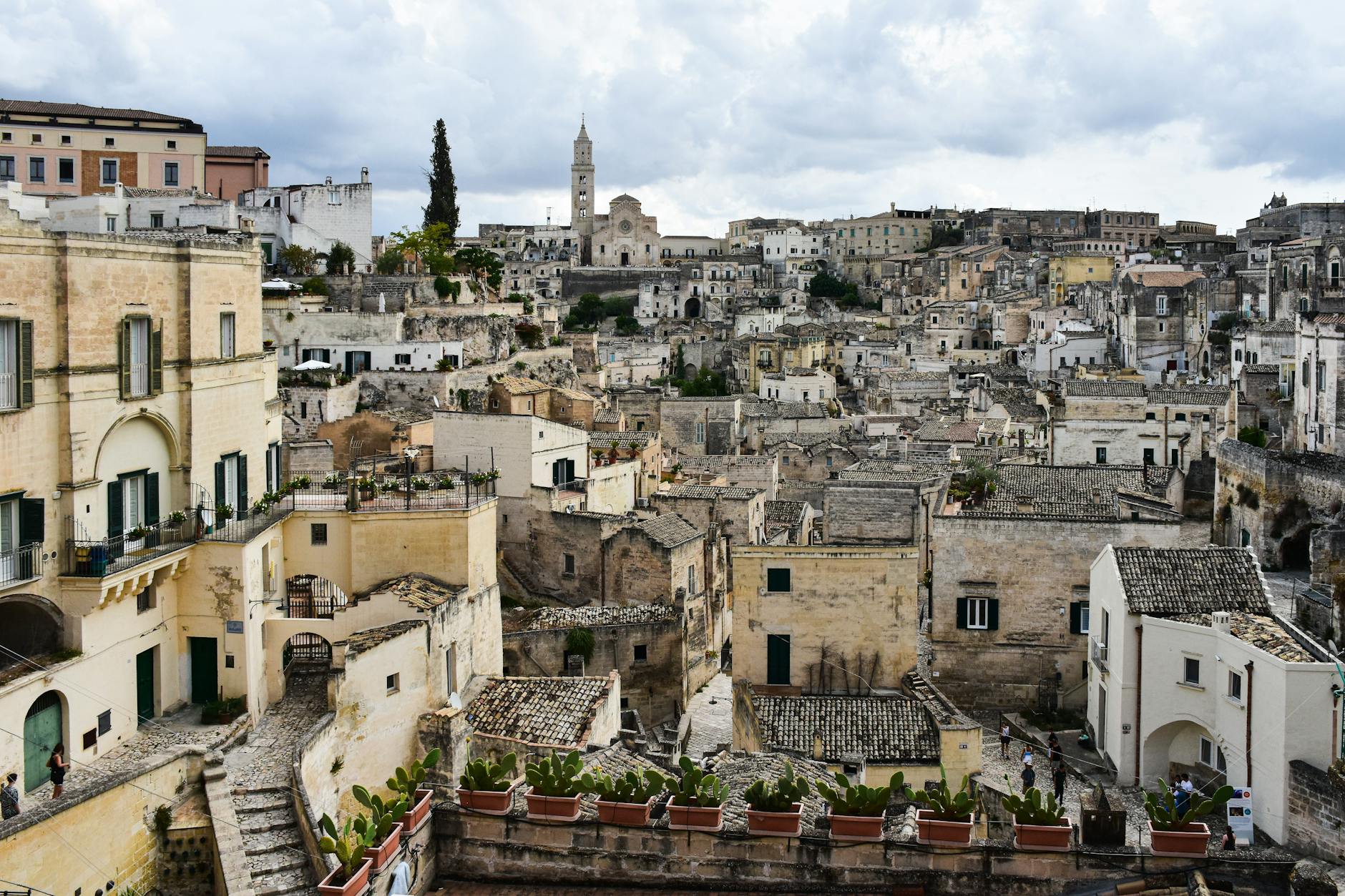 Popular sights in Southern Province Landmarks in Southern Province