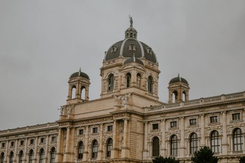 Free Elegant historic museum building with classic architecture in Vienna, Austria under an overcast sky. Stock Photo