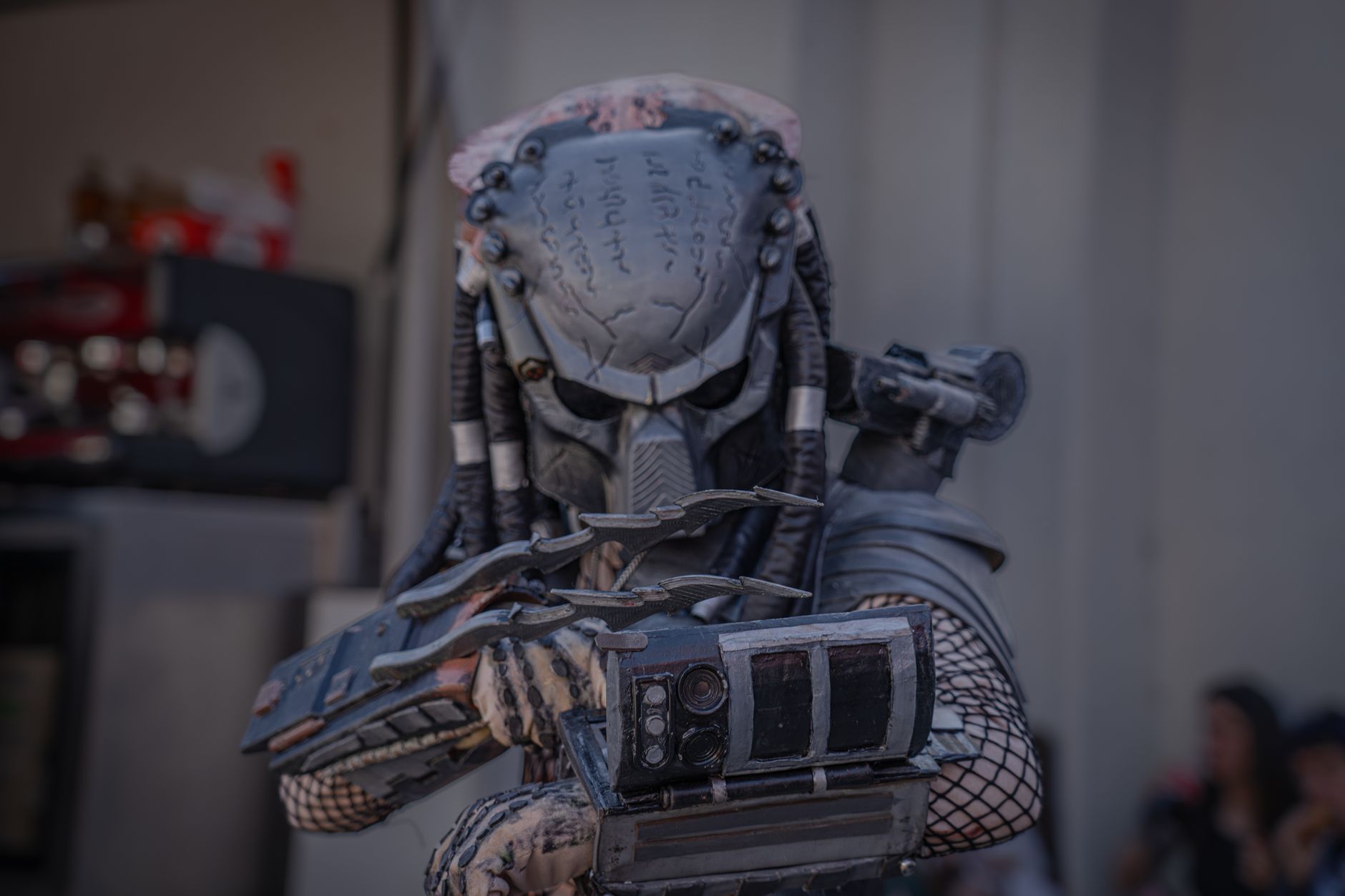 Close-up of a predator character cosplay at an event in Buenos Aires, Argentina.