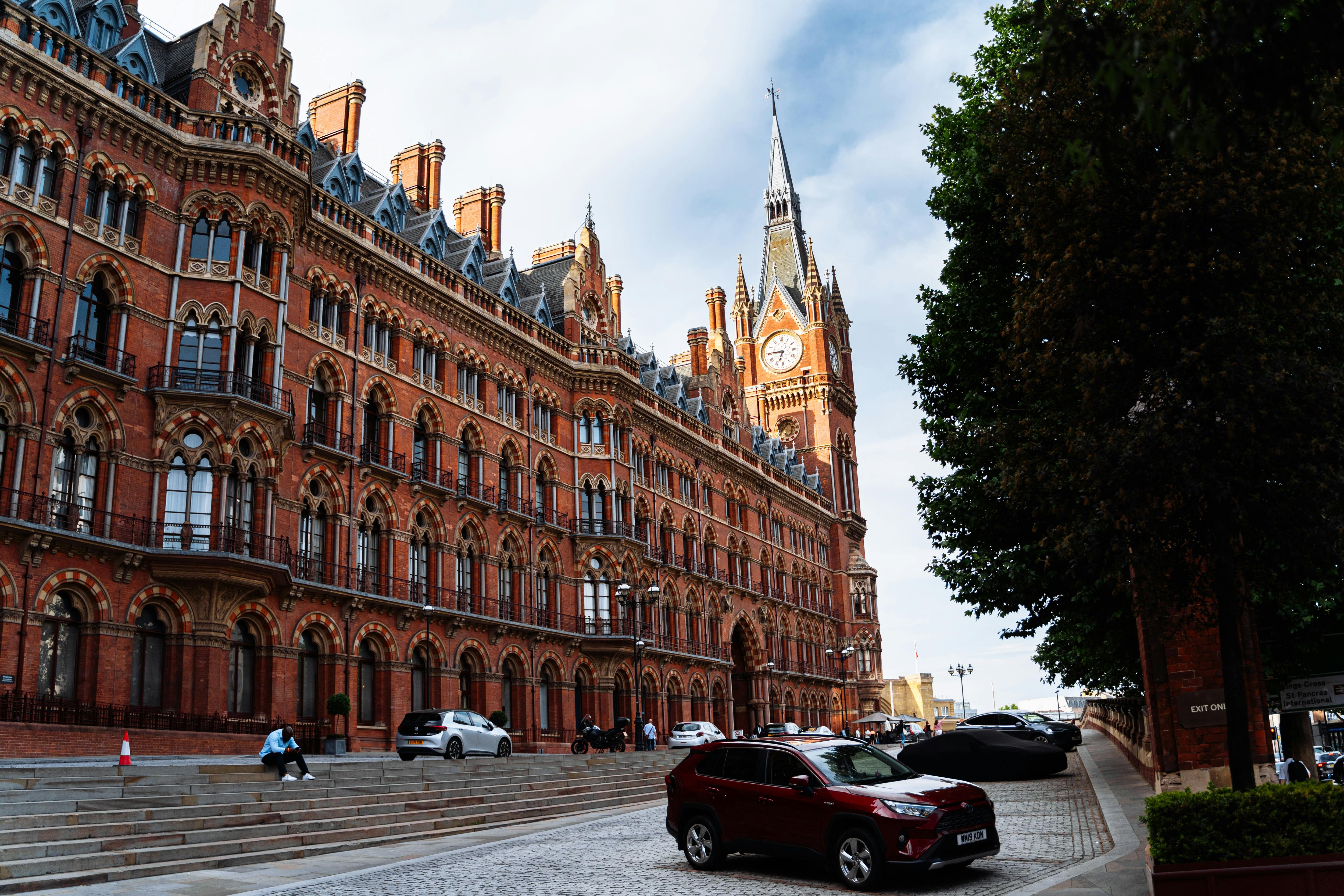 Uber to offer hotel booking in app — Photo by Daria Agafonova on Pexels