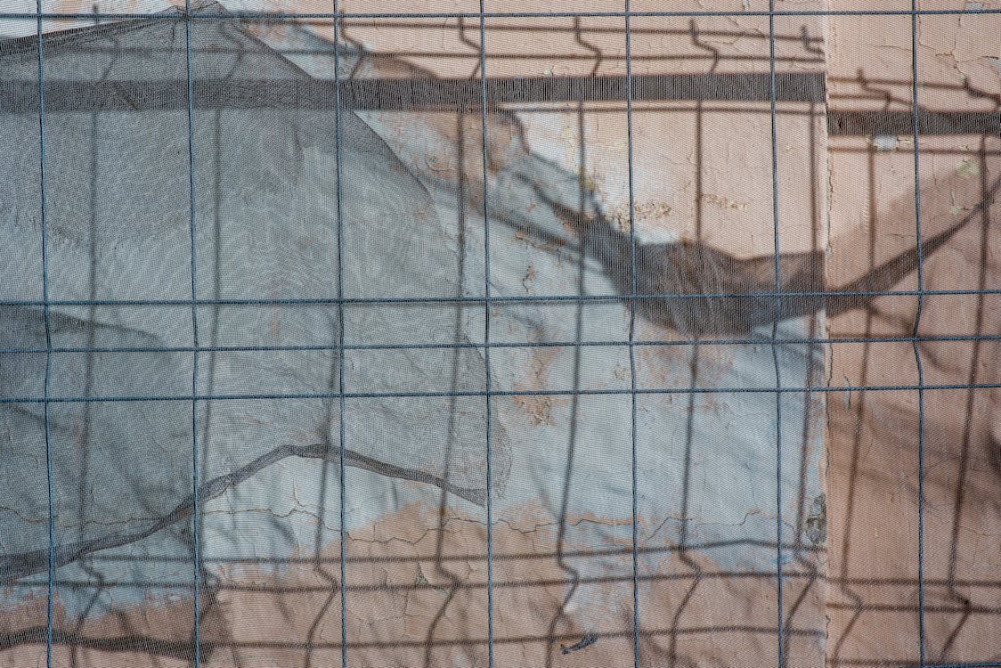 Abstract Wire Mesh with Shadow Texture Overlay · Free Stock Photo