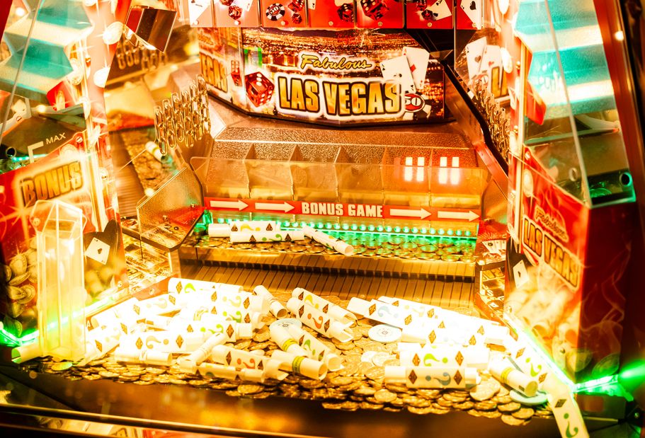 Online Casino: Spielautomaten und Live-Spiele im Überblick