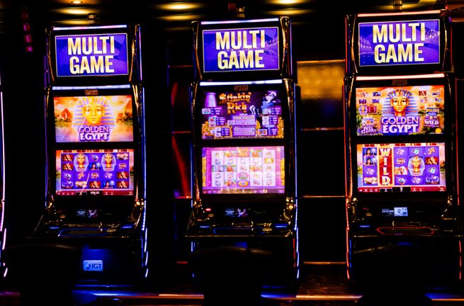 Online Casino: Spielautomaten und Live-Spiele im Überblick