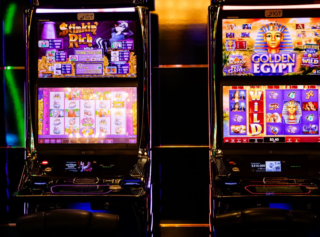 Online Casino: Spielautomaten und Live-Spiele im Überblick