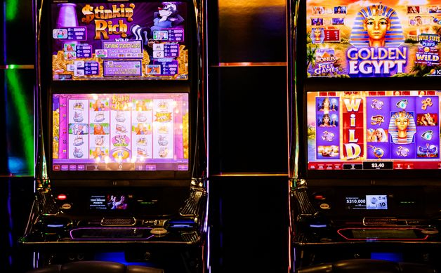 Online Casino: Spielautomaten und Live-Spiele im Überblick