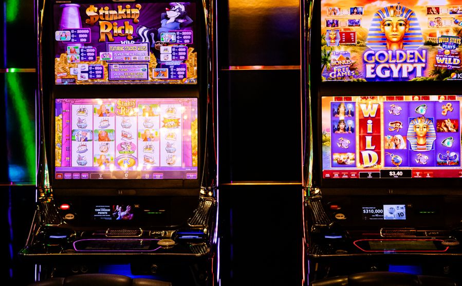 Online Casino: Spielautomaten und Live-Spiele im Überblick