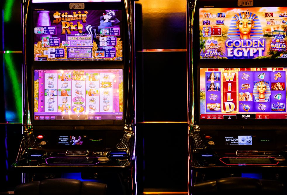 Online Casino: Spielautomaten und Live-Spiele im Überblick