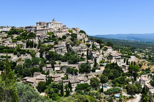 Hidden Villages in France Worth Visiting – Gordes village in Provence