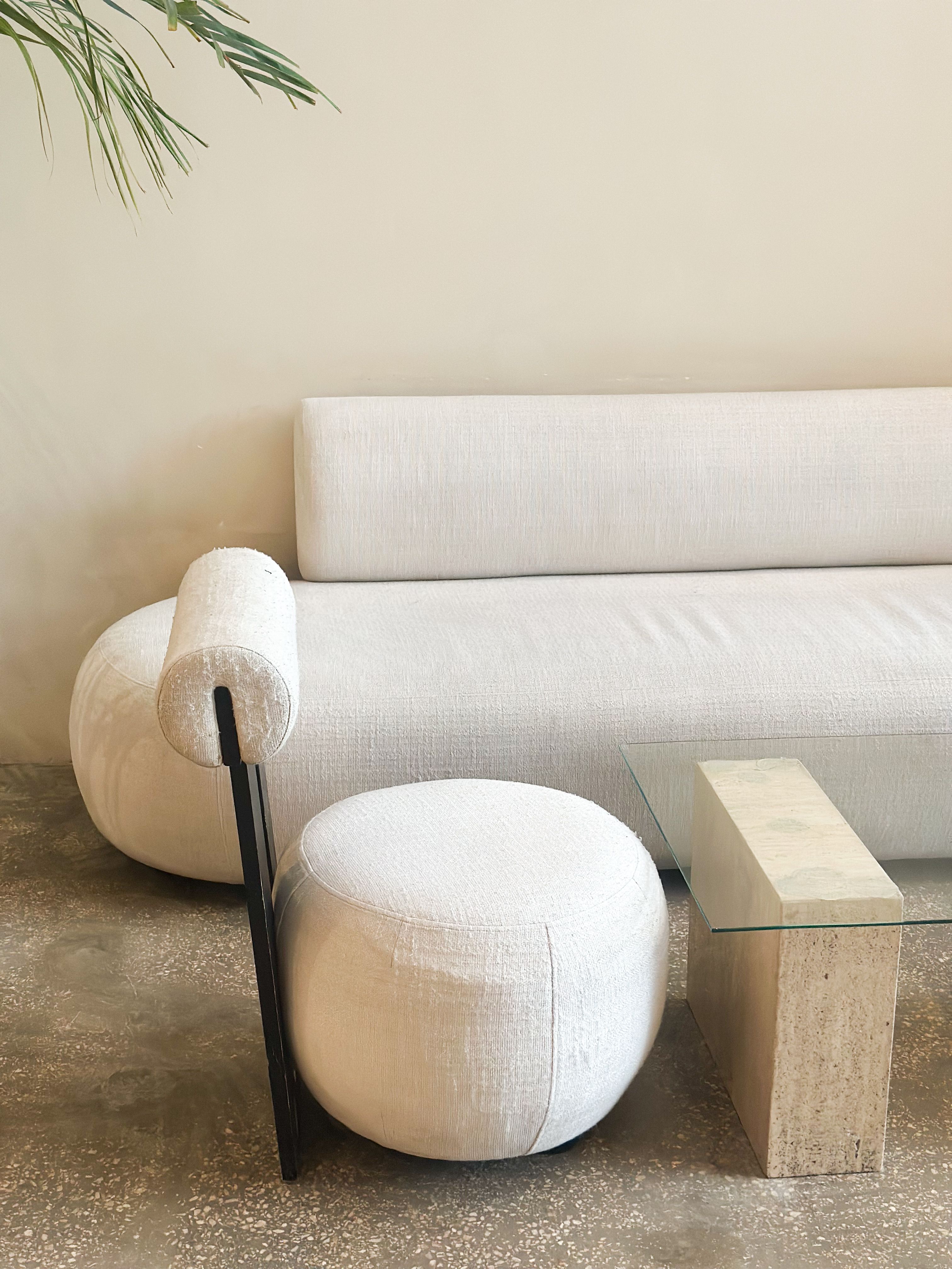 Minimalist Modern Interior with Elegant Furniture · Free Stock Photo - Minimalist And Elegant Furniture Design