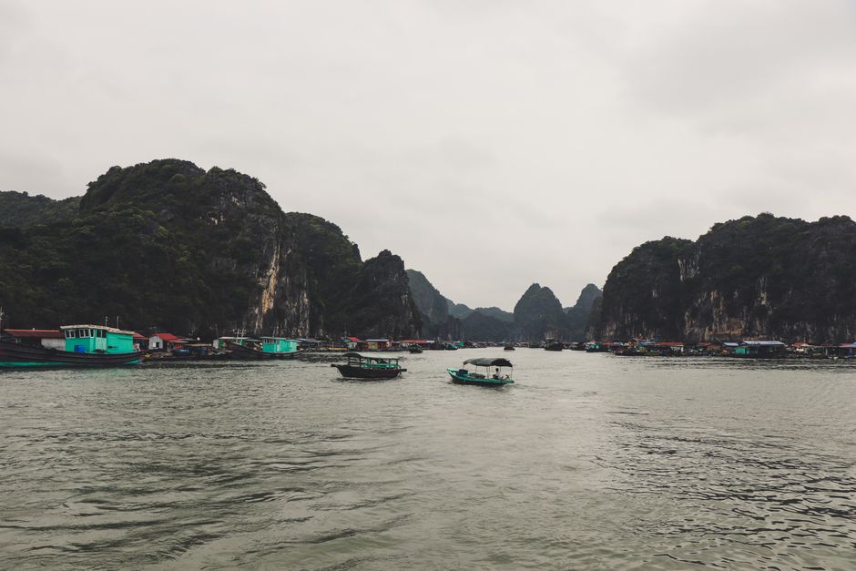 Ha Long Bay - tour of vietnam cambodia and thailand