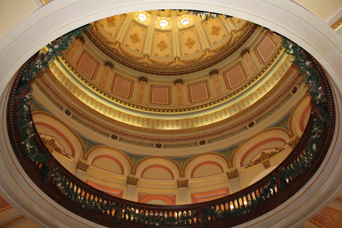 Intricate Sacramento Capitol Interior Dome Design · Free Stock Photo