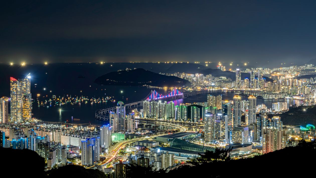 Busan skyline and Gwangan Bridge at night