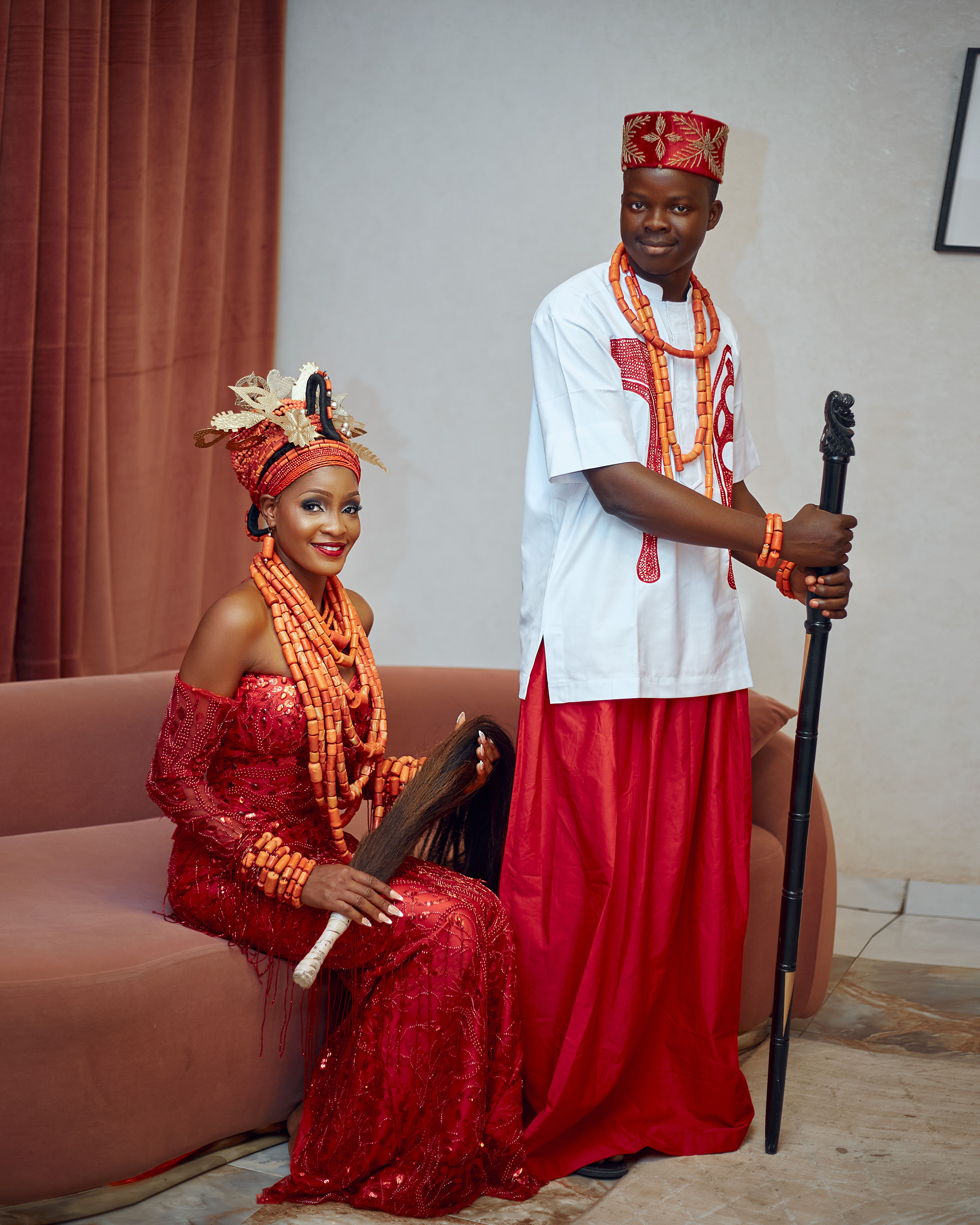 Traje Tradicional Africano Em Celebra o Cultural Foto Profissional 