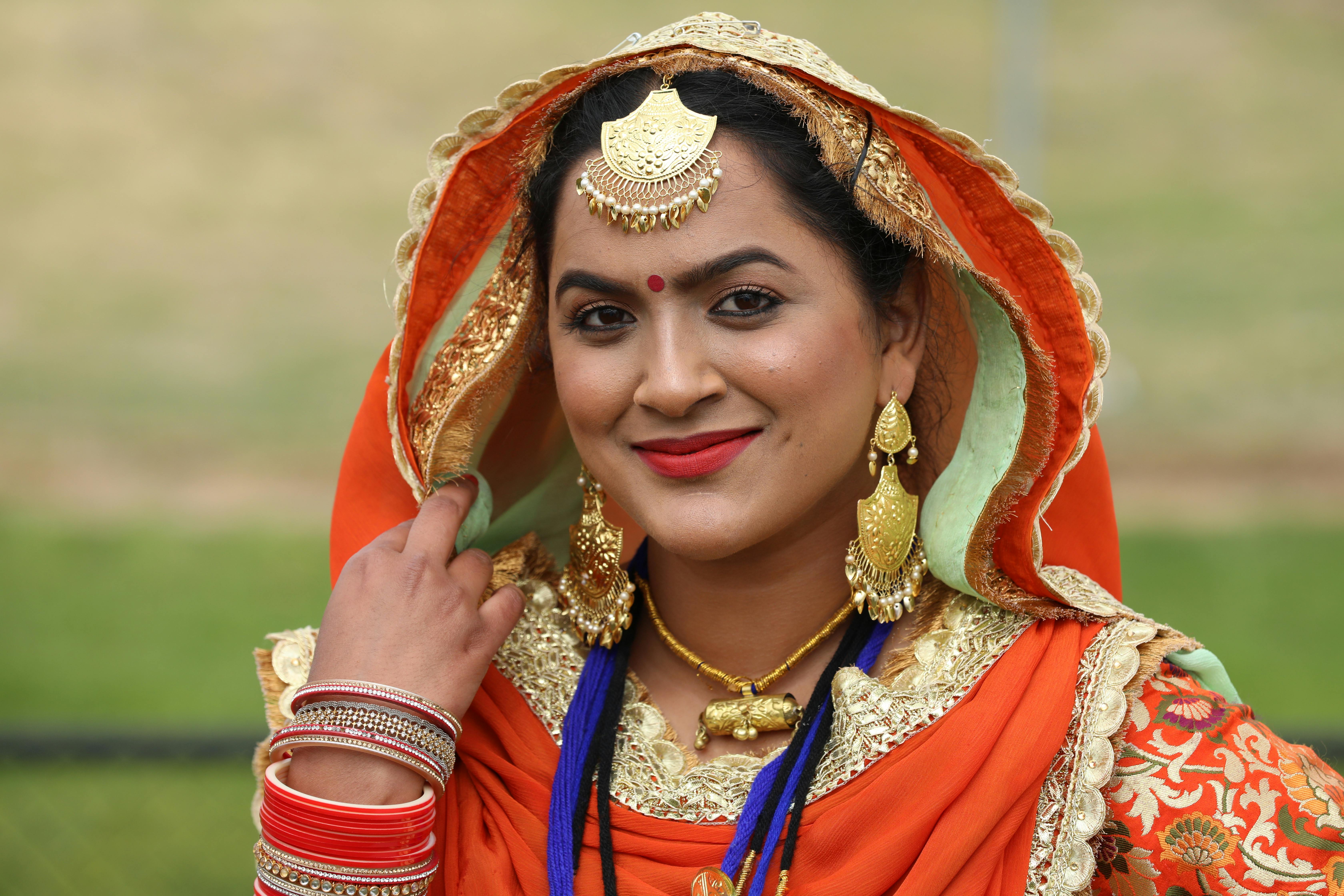 Smriti Irani reacts to comparisons between her show ‘Kyunki Saas Bhi Kabhi Bahu Thi 2’ and Rupali Ganguly — Photo by Ak37 Dig