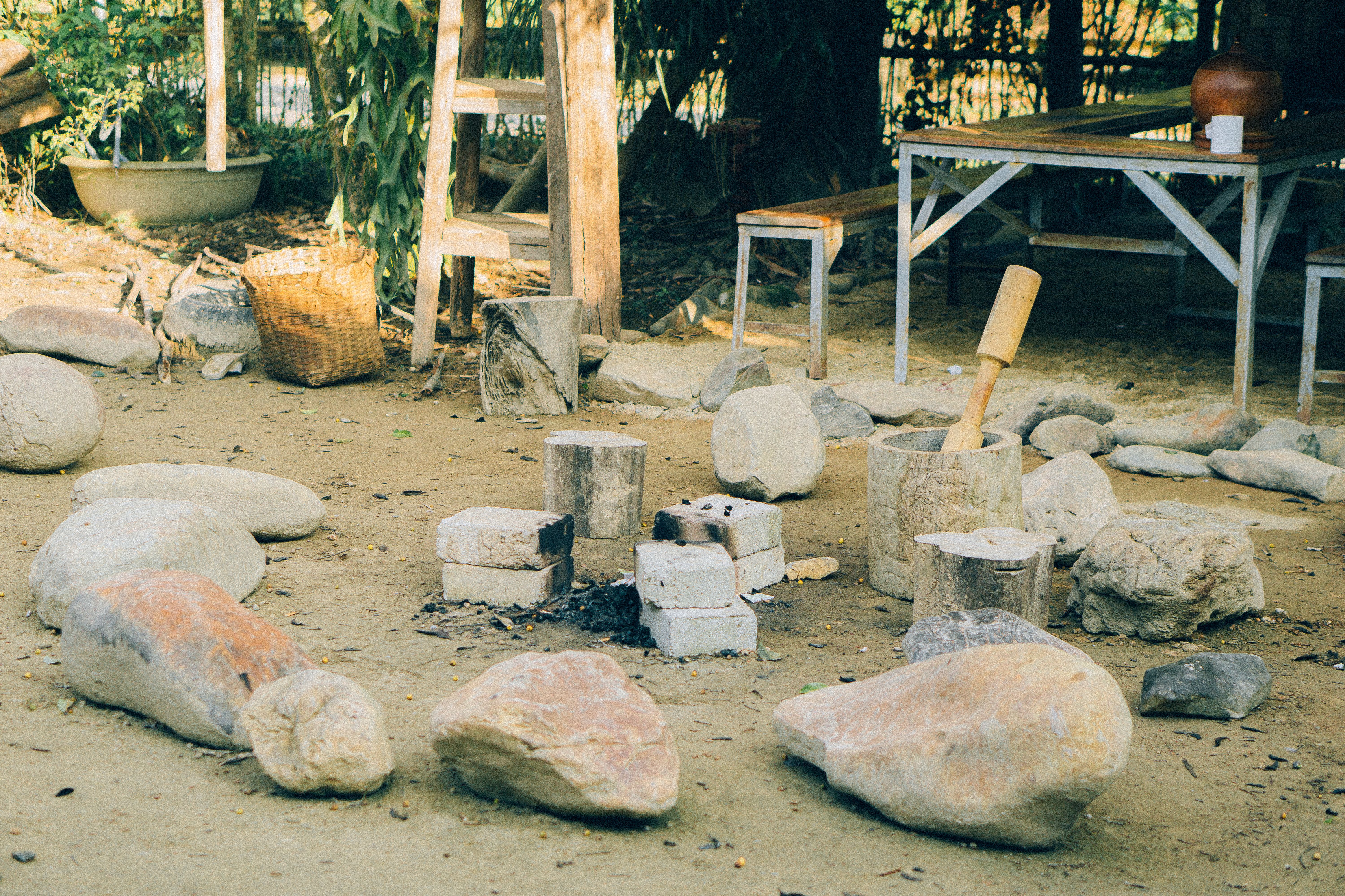 Women in Nazareth-area village preserve traditional bread stamp craftsmanship