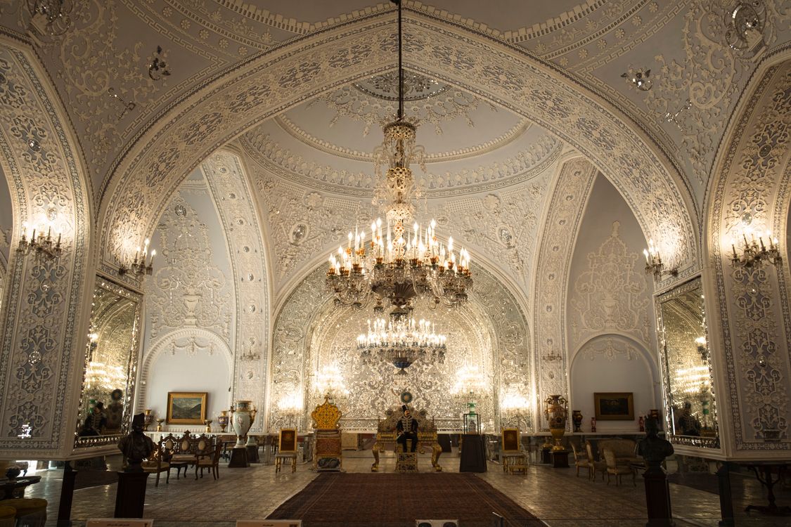 Elegant Interior of a Historical Palace in Tehran · Free Stock Photo