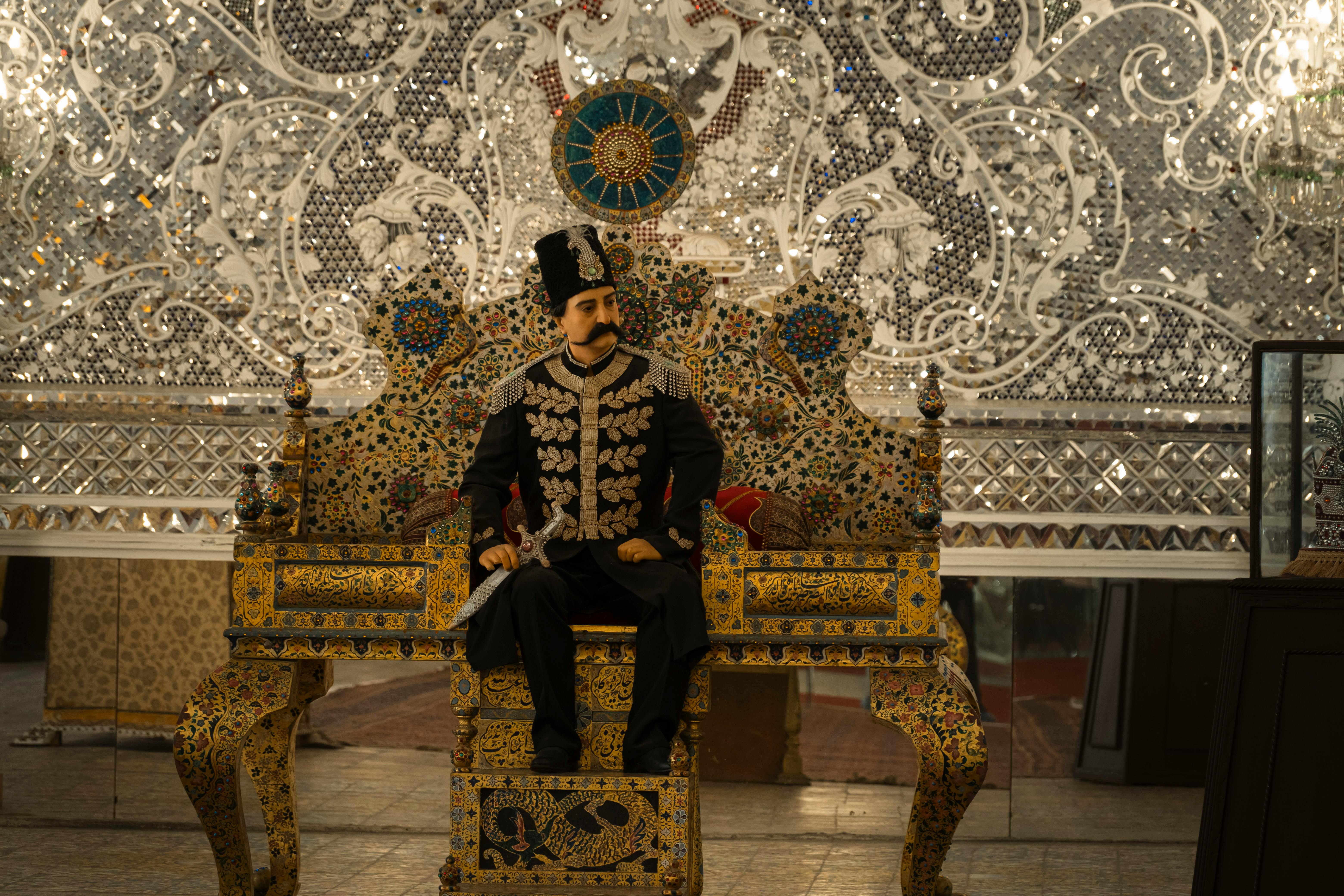 Iranian General’s Niece Arrested After Showing Off Glamorous Lifestyle In Los Angeles — Photo by Necati Ömer Karpuzoğlu on Pe