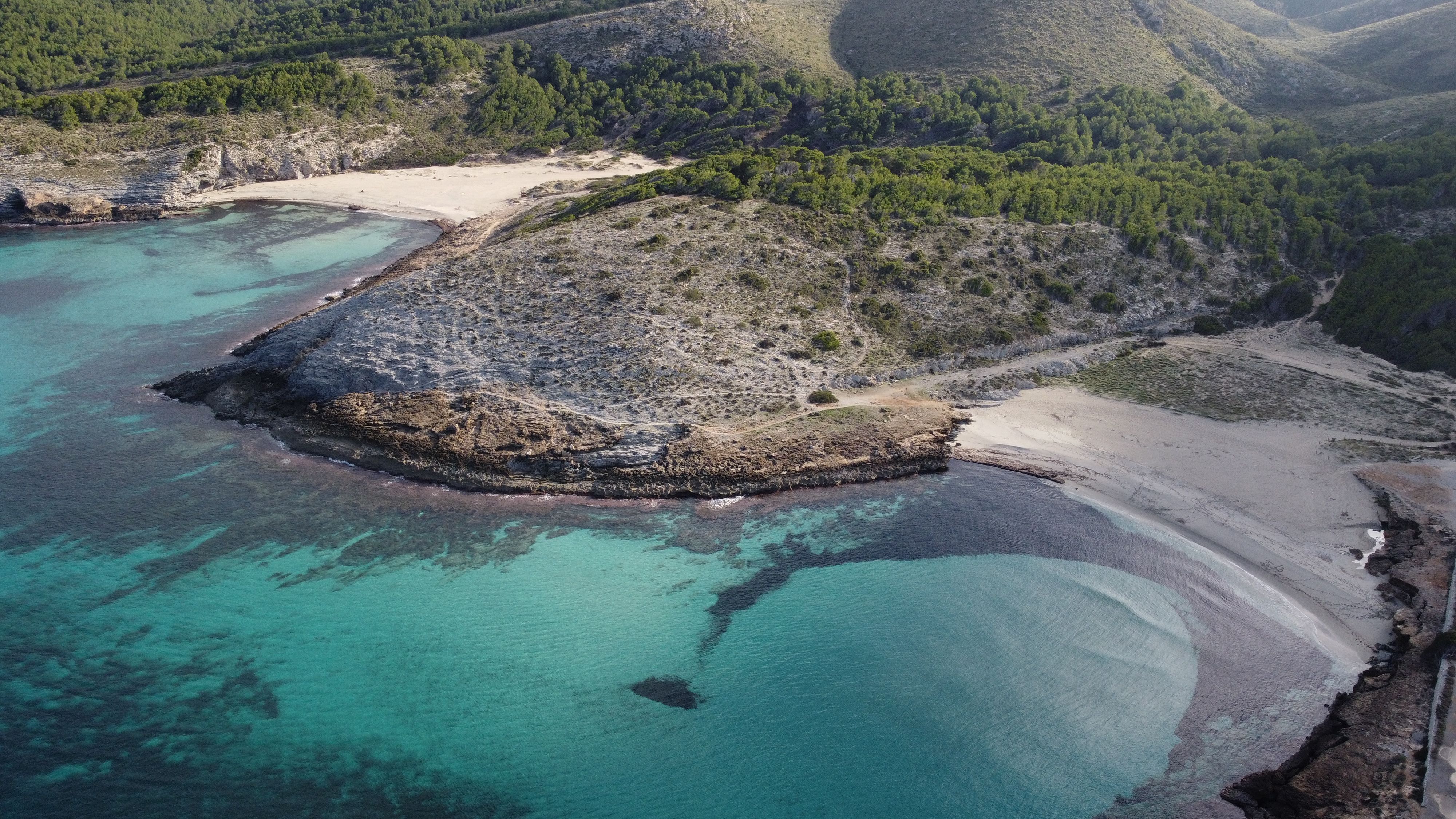 Cala Torta Y Cala Mitjana O