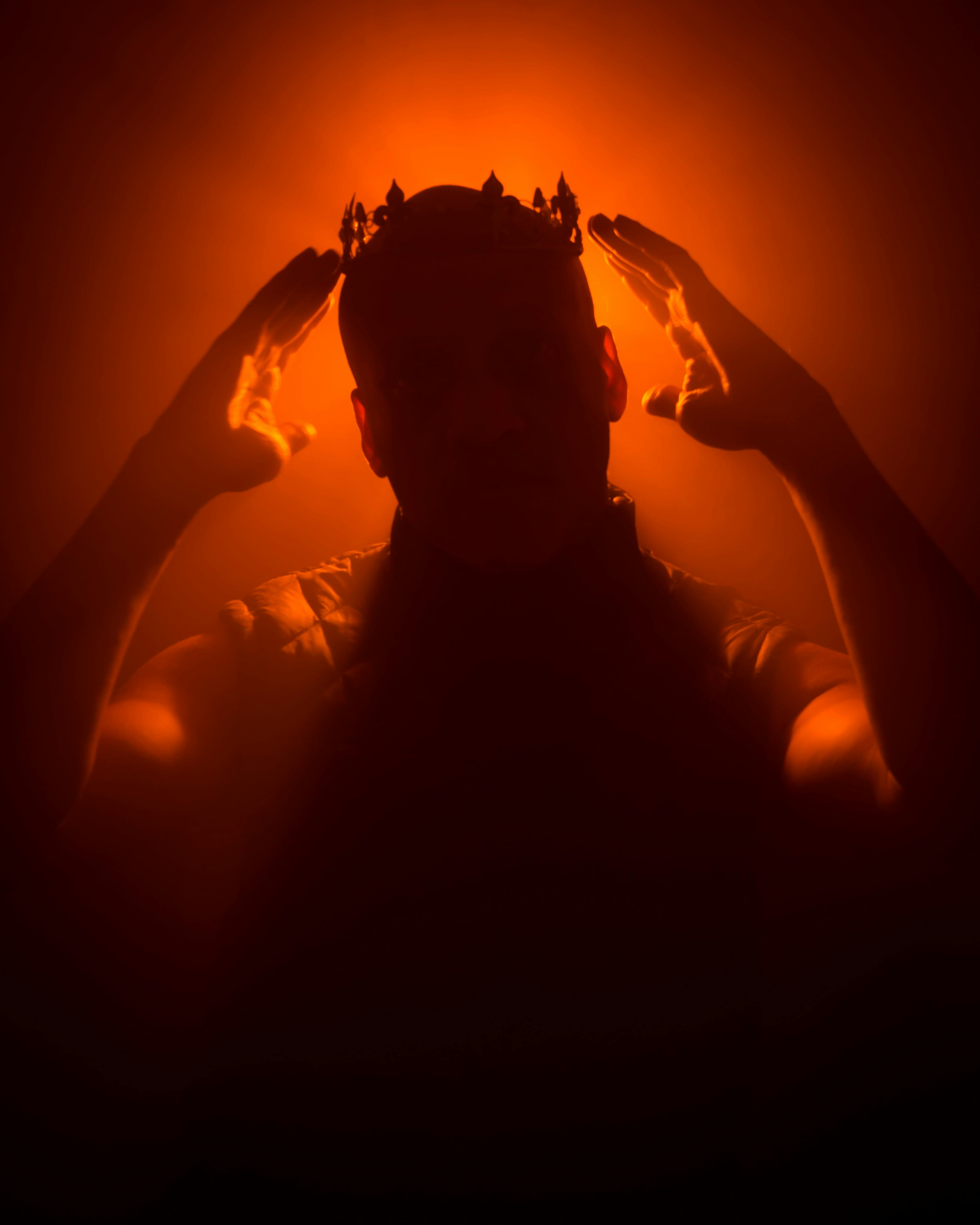 威力彩頭獎飆5.7億！神秘賓士男買20萬閃人 🚗💰