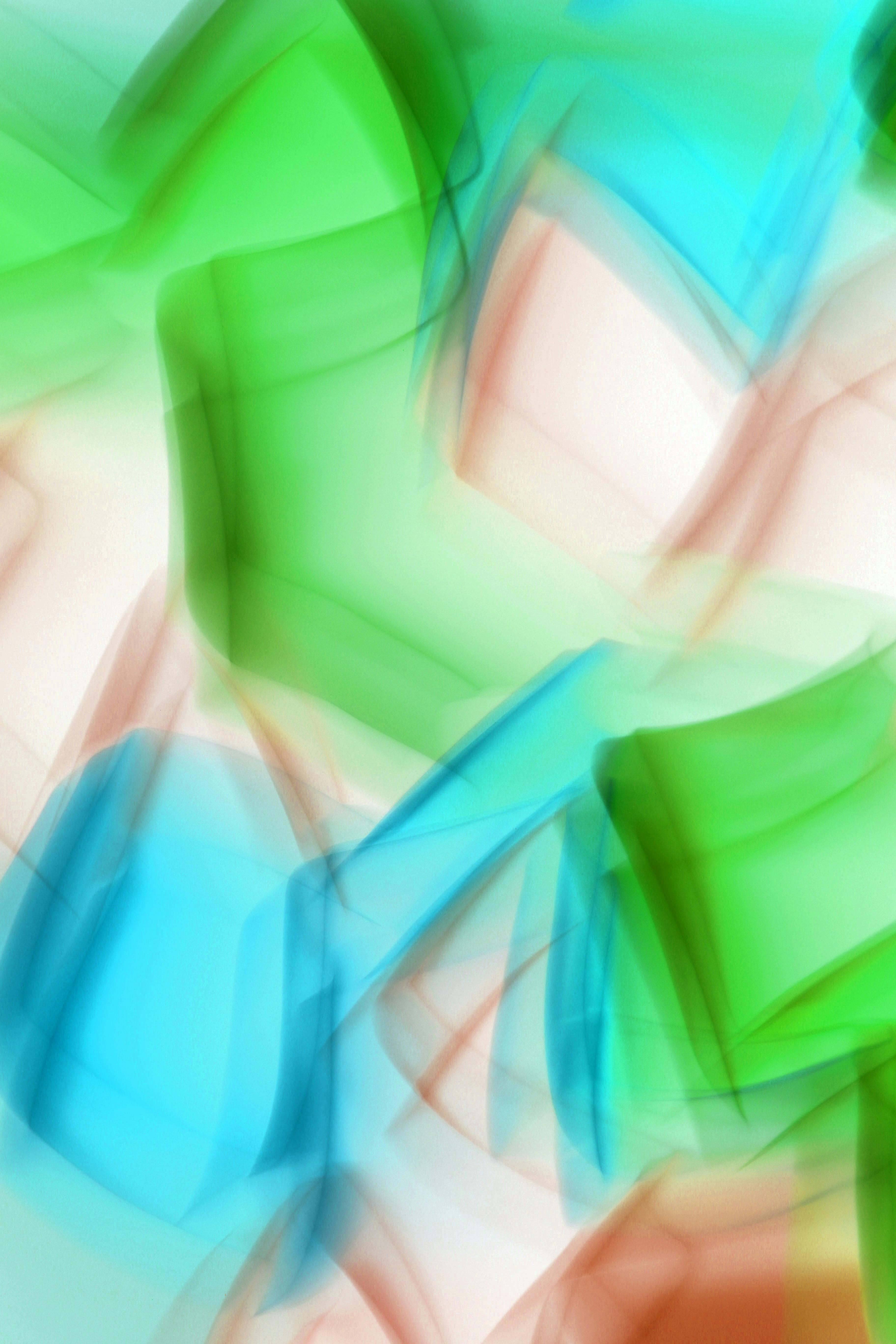 grátis Arte digital abstrata com uma mistura vibrante de formas verdes, azuis e brancas. Foto profissional