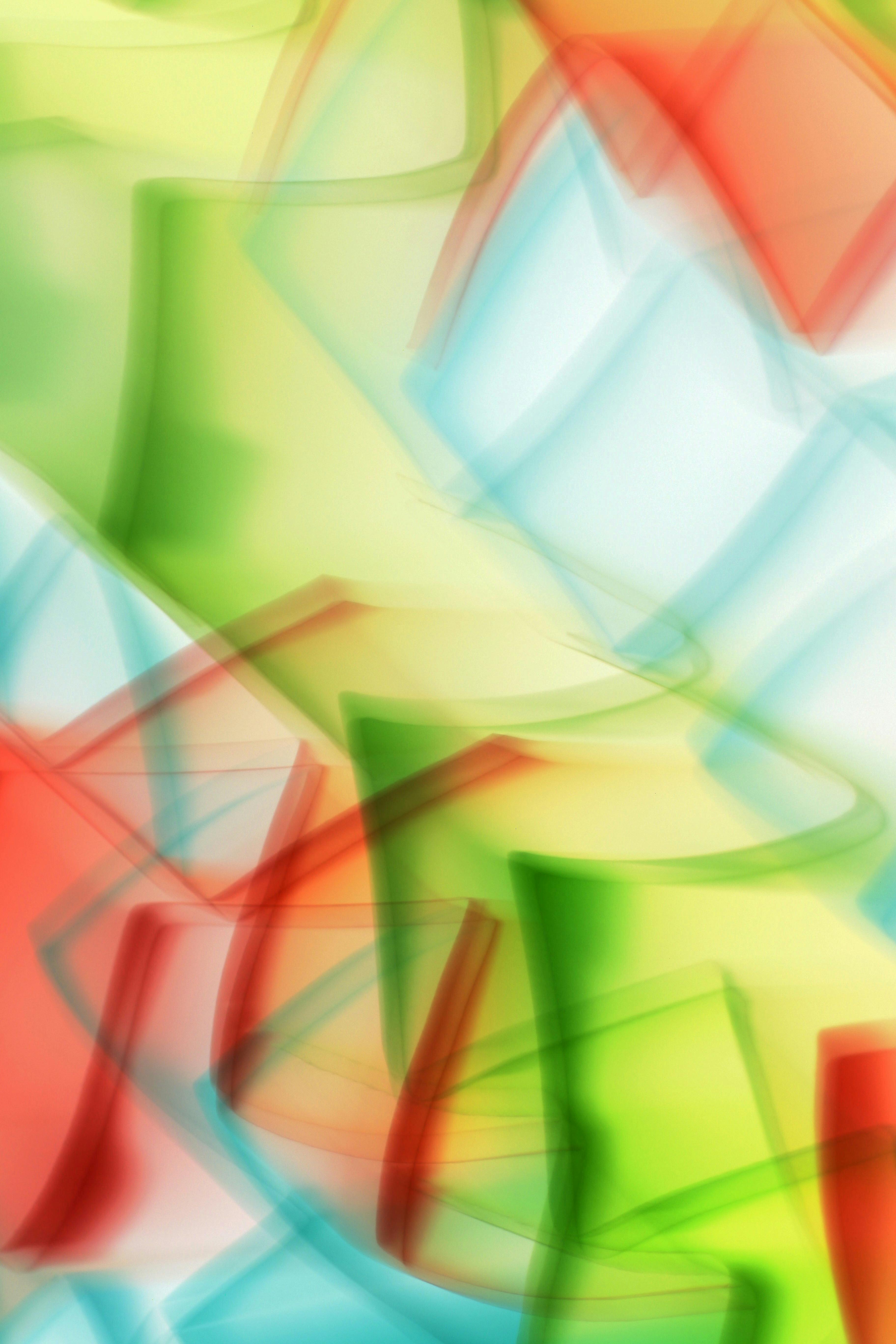 Kostenlos Lebendiges abstraktes Bild mit bunten Lichtmustern, die einen dynamischen und energiegeladenen Hintergrund erzeugen. Stock-Foto