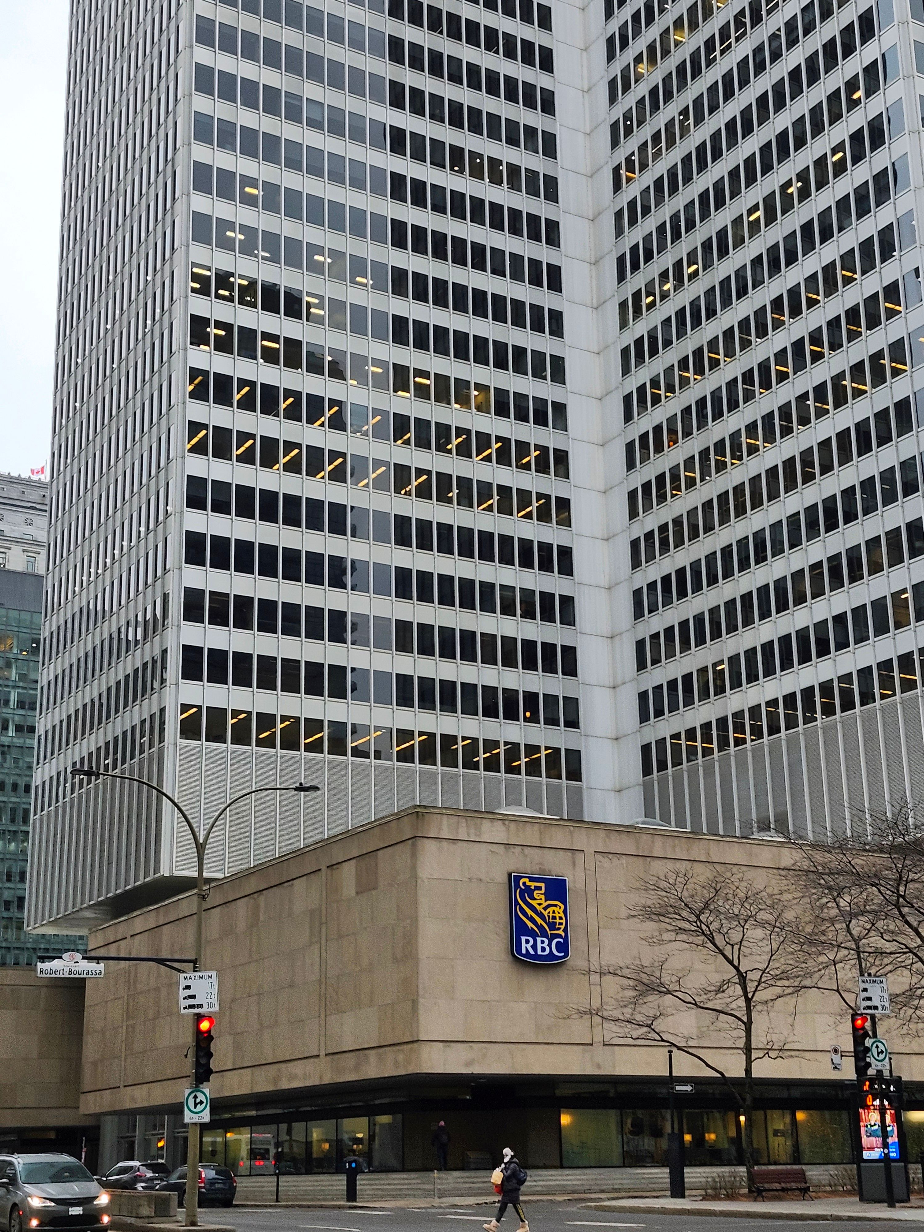Royal Bank Plaza En El Centro De Montreal · Foto de stock gratuita