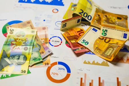 EURO TO DOLLAR CONVERSION BY DATE TODAY visual data 8