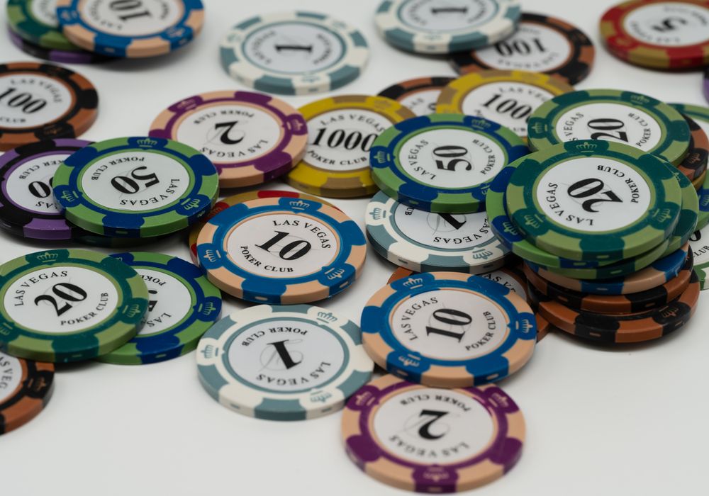 Online Casino: Spielautomaten und Live-Spiele im Überblick