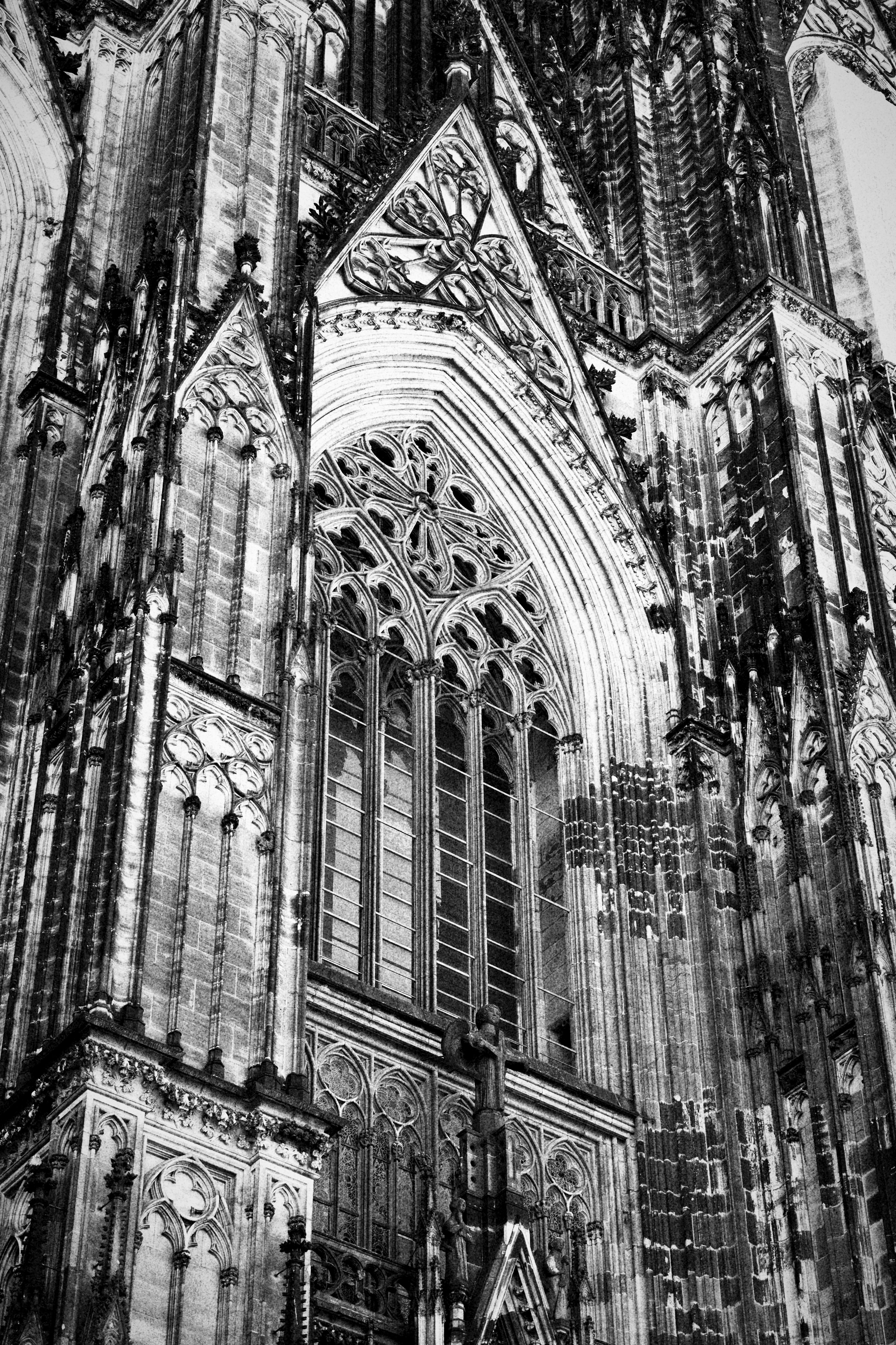 cologne cathedral gothic architecture facade