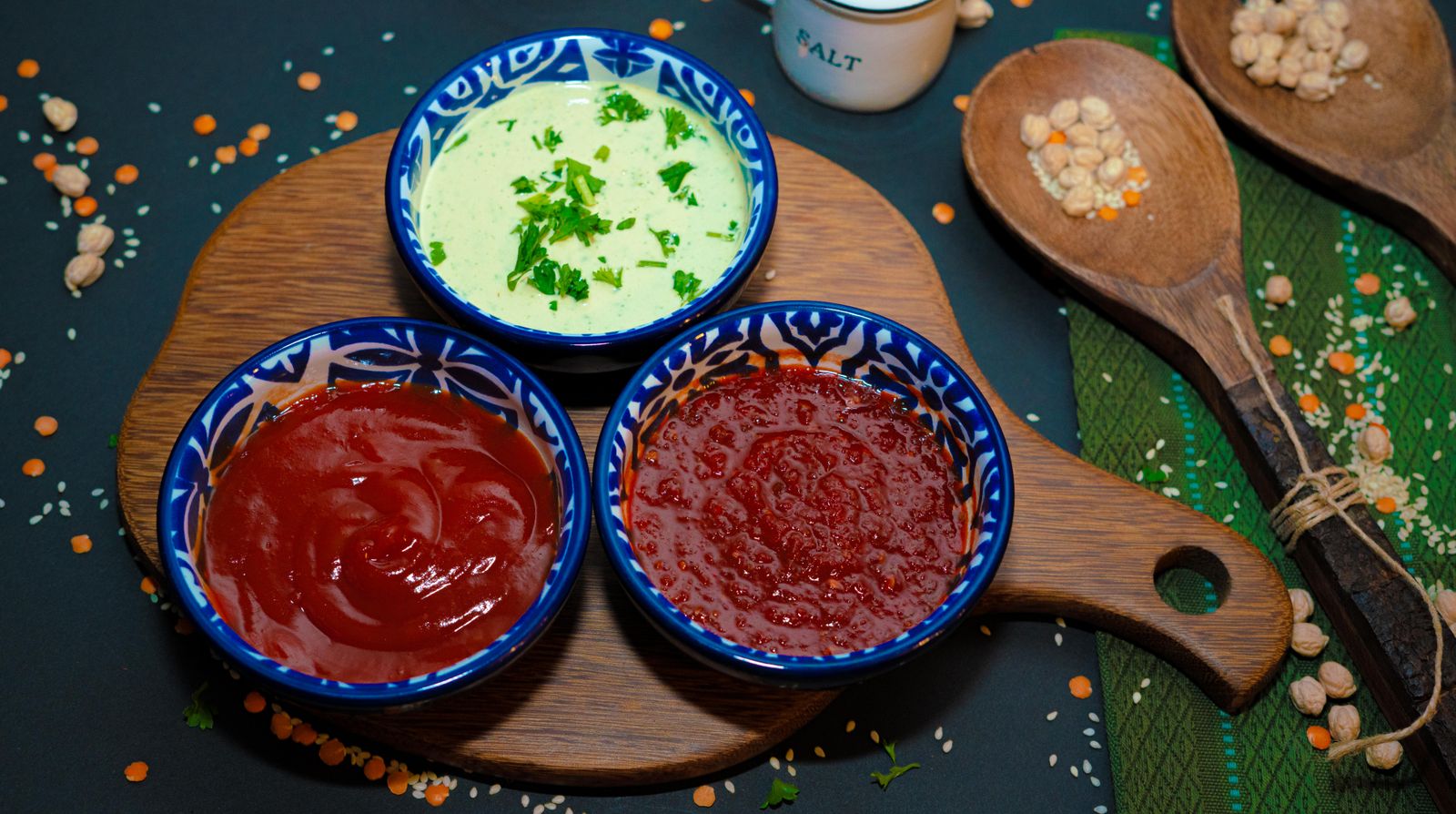 Dip It Right - The Art of Hummus, Salsa & Signature Sauces