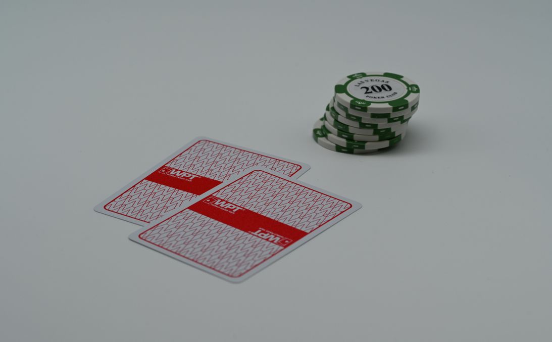 Online Casino: Spielautomaten und Live-Spiele im Überblick