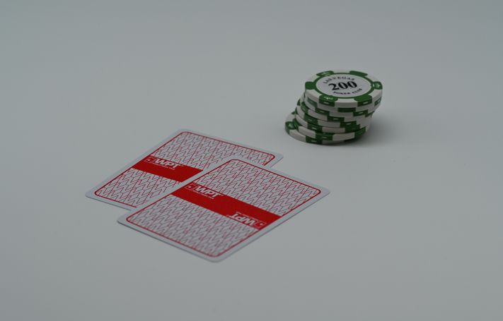 Online Casino: Spielautomaten und Live-Spiele im Überblick