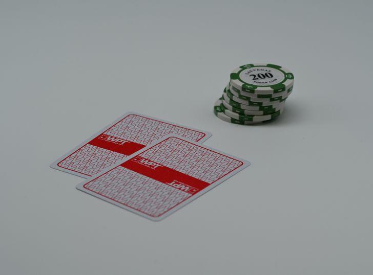 Online Casino: Spielautomaten und Live-Spiele im Überblick