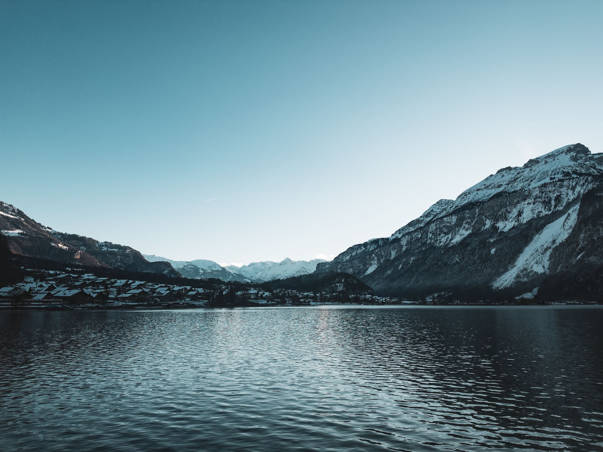 Serene Winter Landscape of Snowy Mountains and Lake · Free Stock Photo