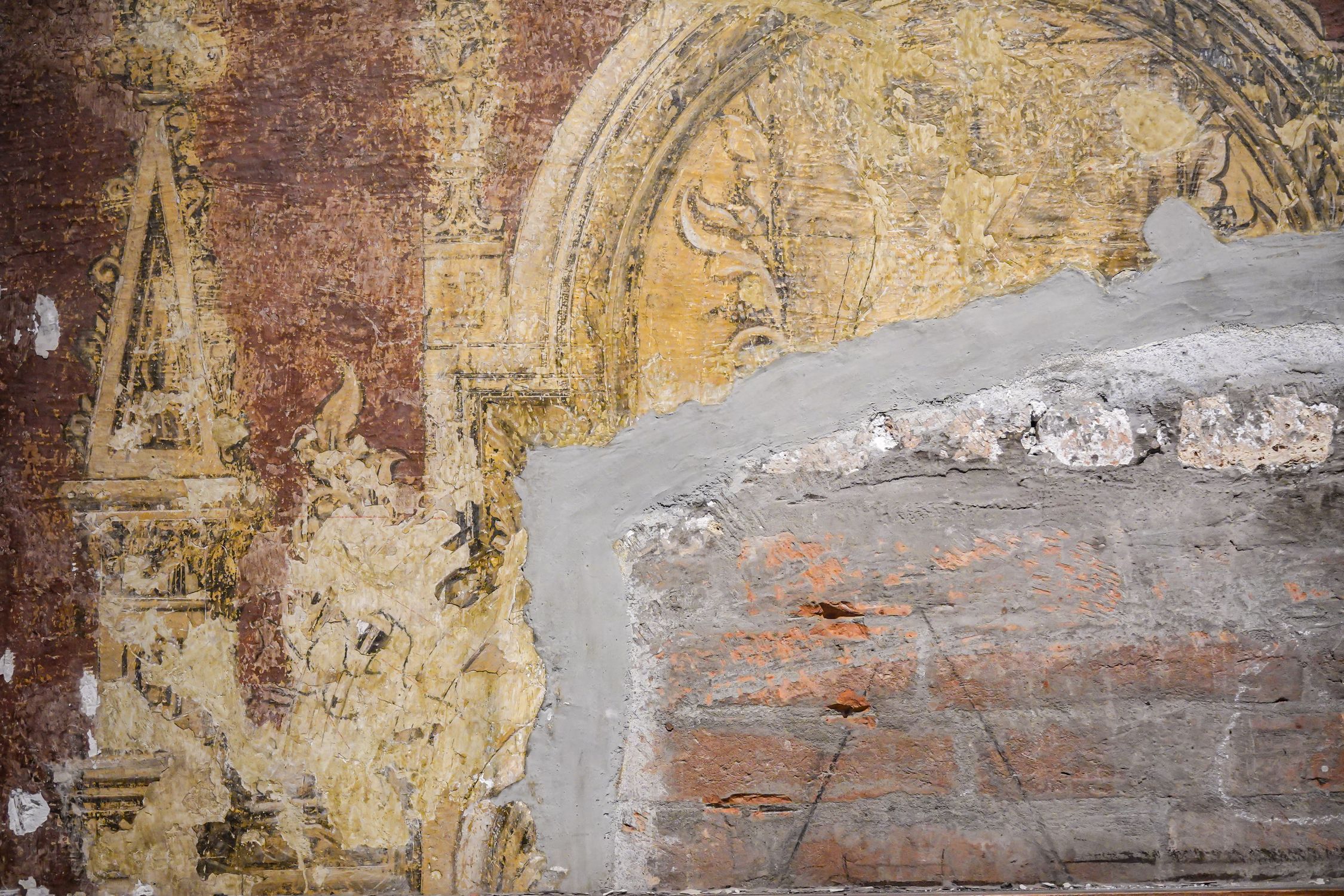 Restoration of Ancient Fresco on Palace Wall · Free Stock Photo