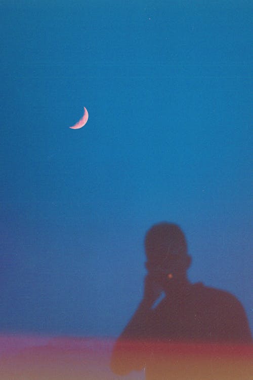Kostnadsfria Kostnadsfri bild av halv måne, måne, månebakgrund Stock foto