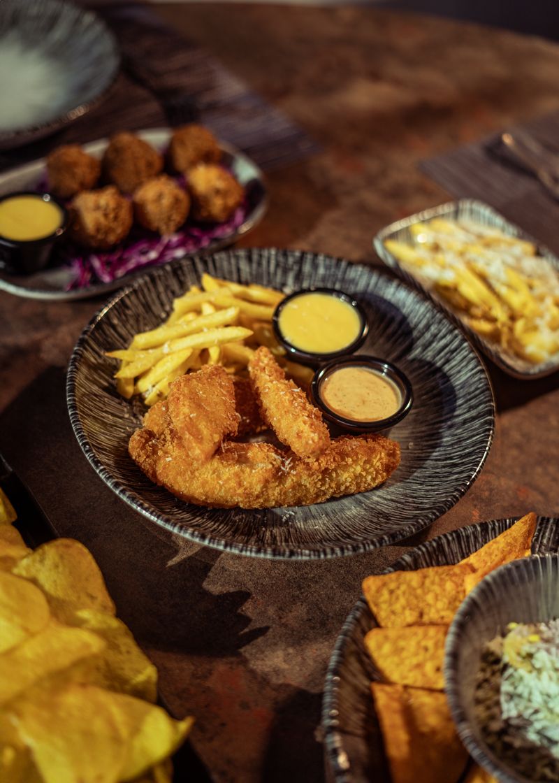 Chicken Fingers from TMTM Pizza & Grill in Philadelphia 