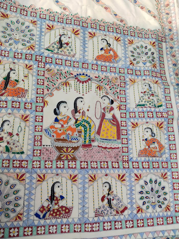 Makeup Themed Design on Saree - Image 2