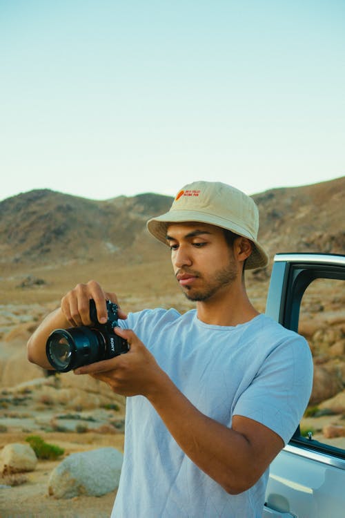 Fotobanka s bezplatnými fotkami na tému cvaknutie, držanie, DSLR fotoaparát