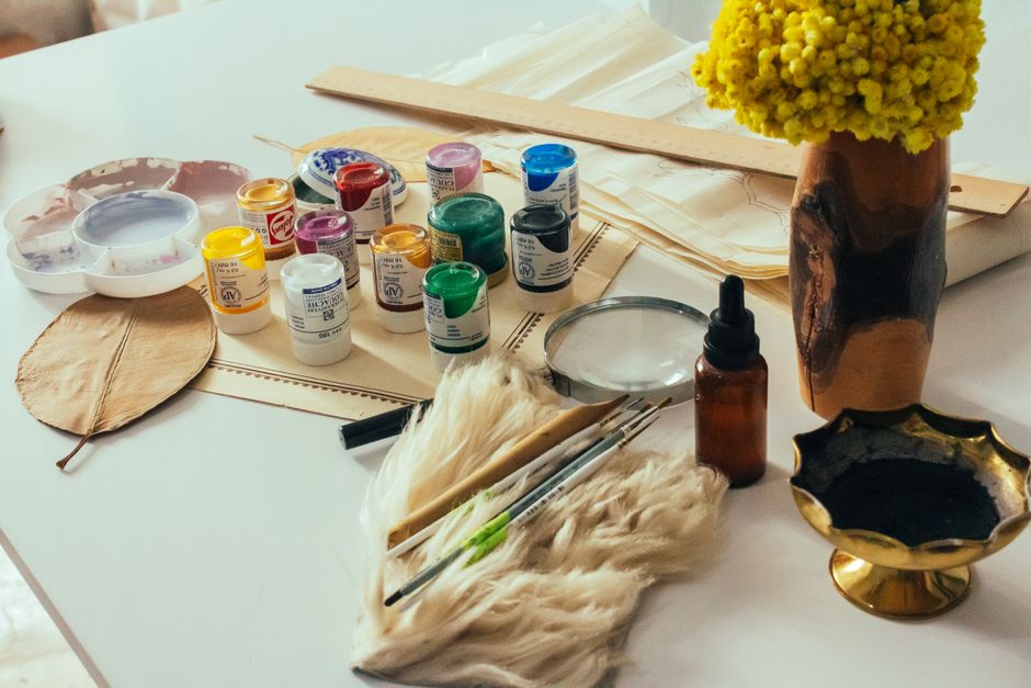 art supplies on table lifestyle photo 2