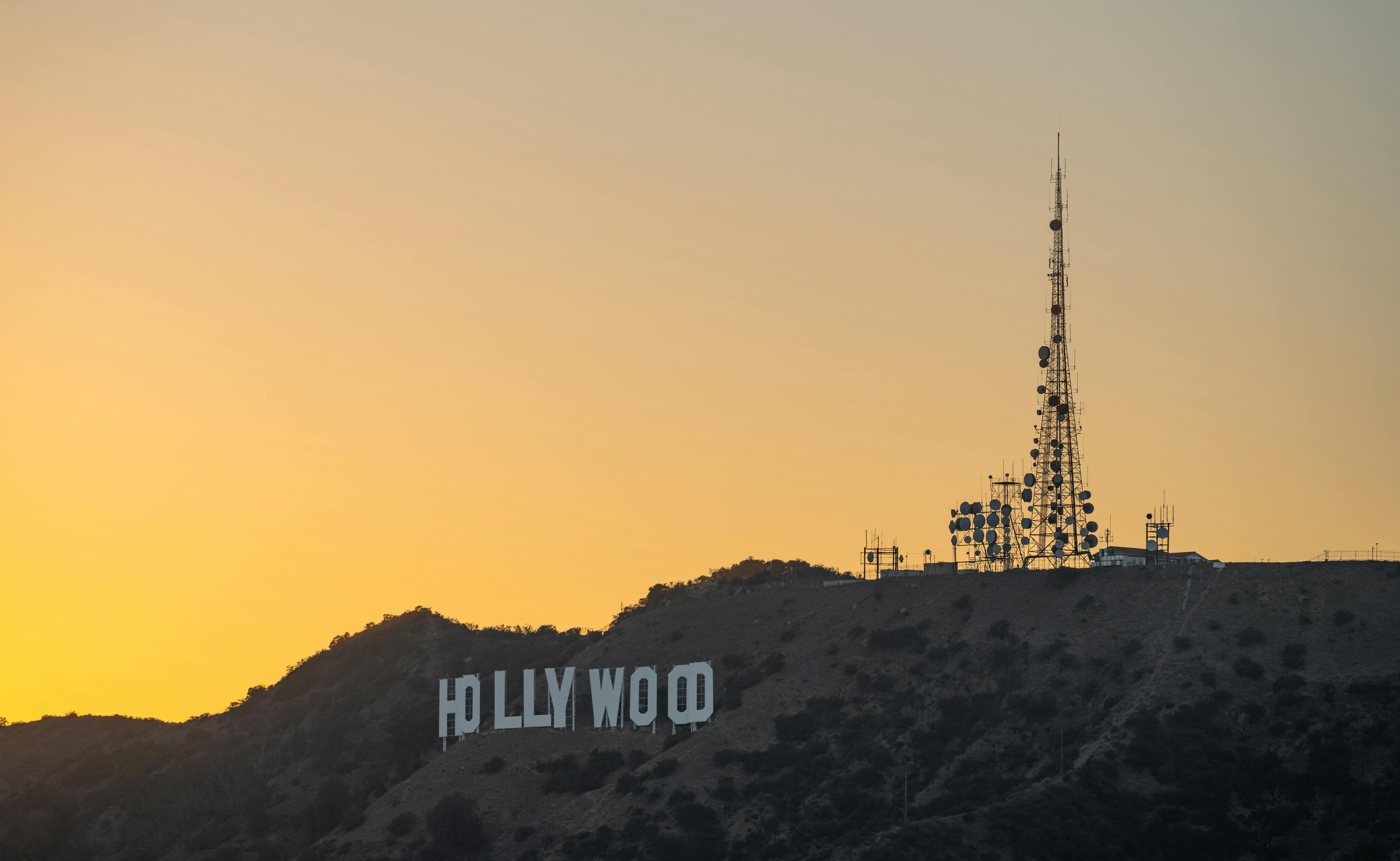 María Antonieta De Las Nieves: ¿Quién Es La Verdadera Reina? 2 ¿Quién Es la Verdadera Reina? La Evolución de María Antonieta De Las Nieves en la Televisión Mexicana