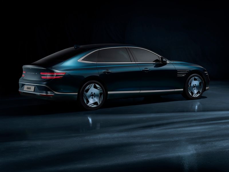 BYD Opens Orders for Great Han Flagship Sedan: 1,000-Kilometer Range and Five-Minute Charging for Under $40,000 — EV